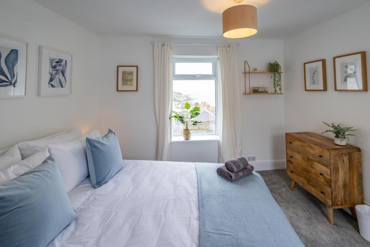 Bright & Beautiful 4 Bedroom House With Sea Views Portland Exterior photo