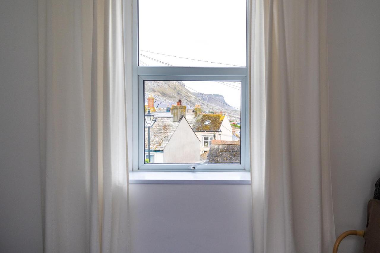 Bright & Beautiful 4 Bedroom House With Sea Views Portland Exterior photo